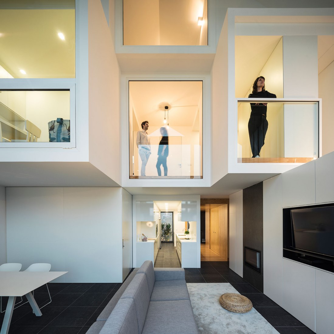 Arch House by FRARI - architecture network. Photograph by Ivo Tavares Studio.