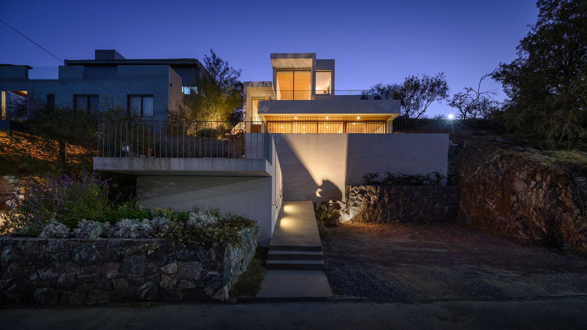 Casa en la Piedra por Christian Schlatter. Fotografía por Gonzalo Viramonte.