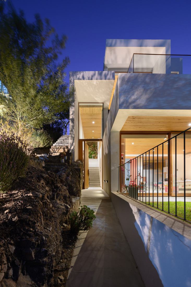 Casa en la Piedra por Christian Schlatter. Fotografía por Gonzalo Viramonte.