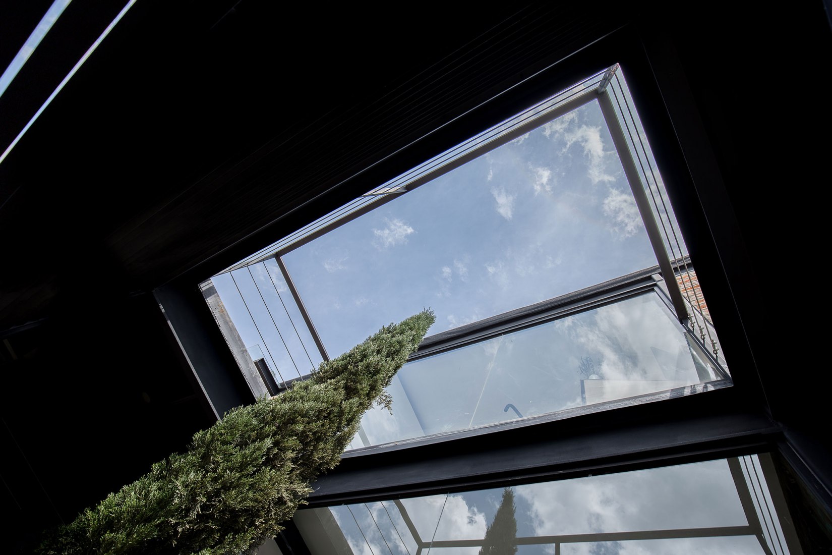 Horizontal House by Juan Tohme. Photograph © Jag Studio: Juan Alberto Andrade + Cuqui Rodríguez
