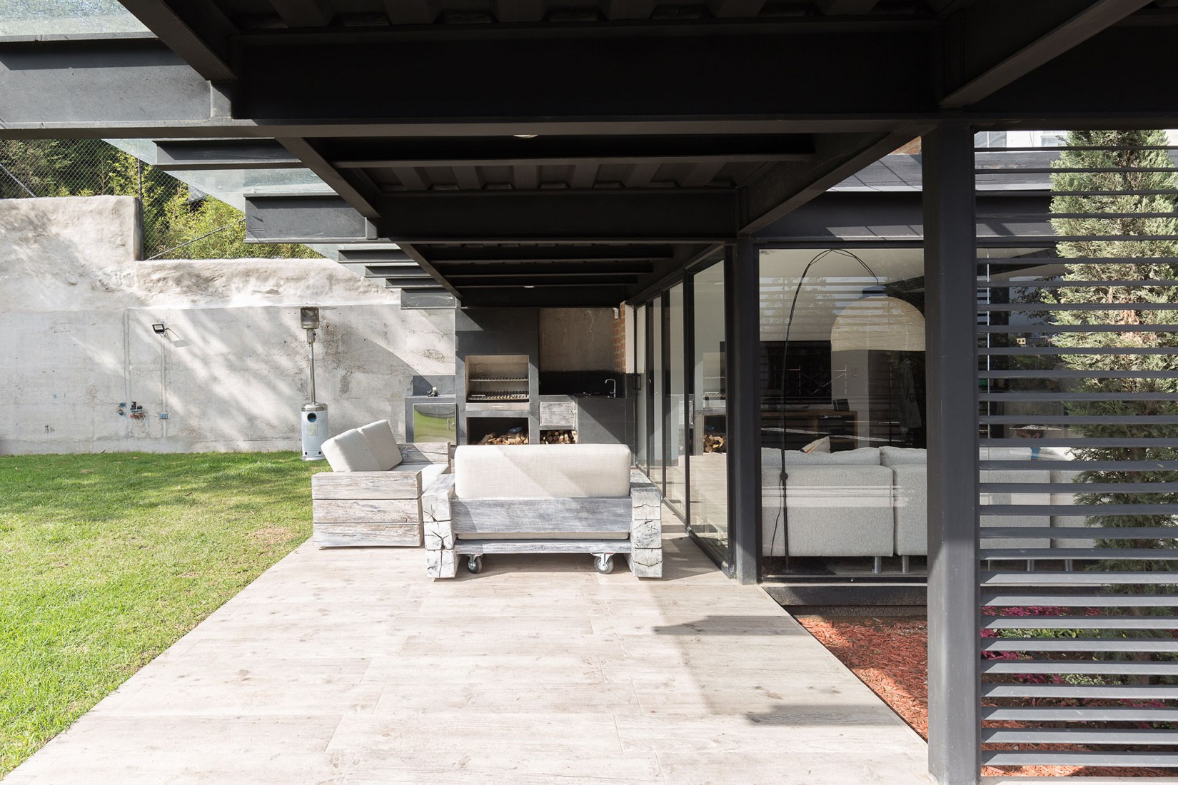 Horizontal House by Juan Tohme. Photograph © Jag Studio: Juan Alberto Andrade + Cuqui Rodríguez