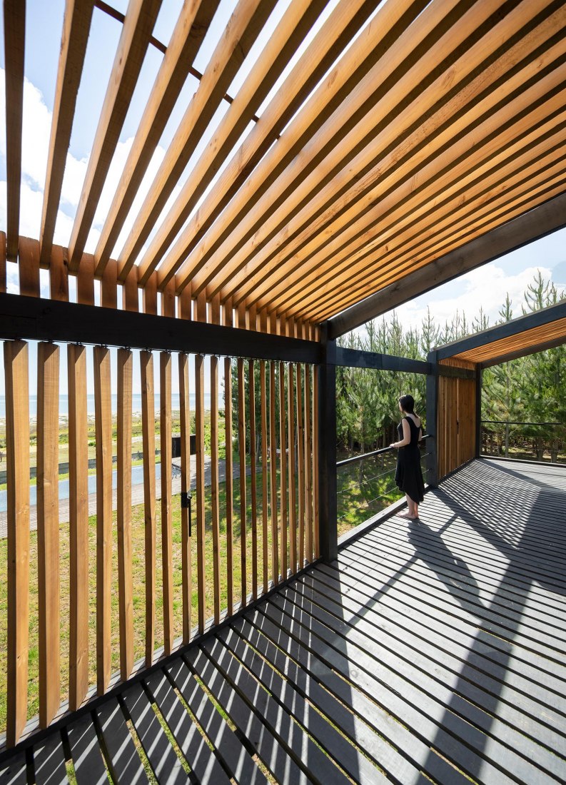 The Black House by Fabiola Pineda and Luciano Riquelme, RR&PZ. Photograph by Gustavo Burgos 