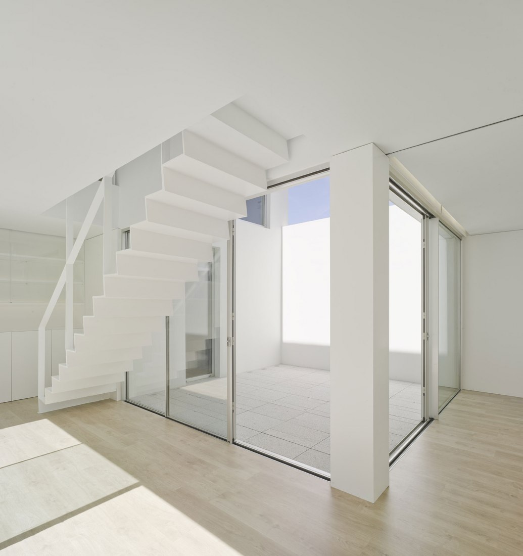 Staircase. Lopera House by David Ruiz Molina. Photograph © David Frutos