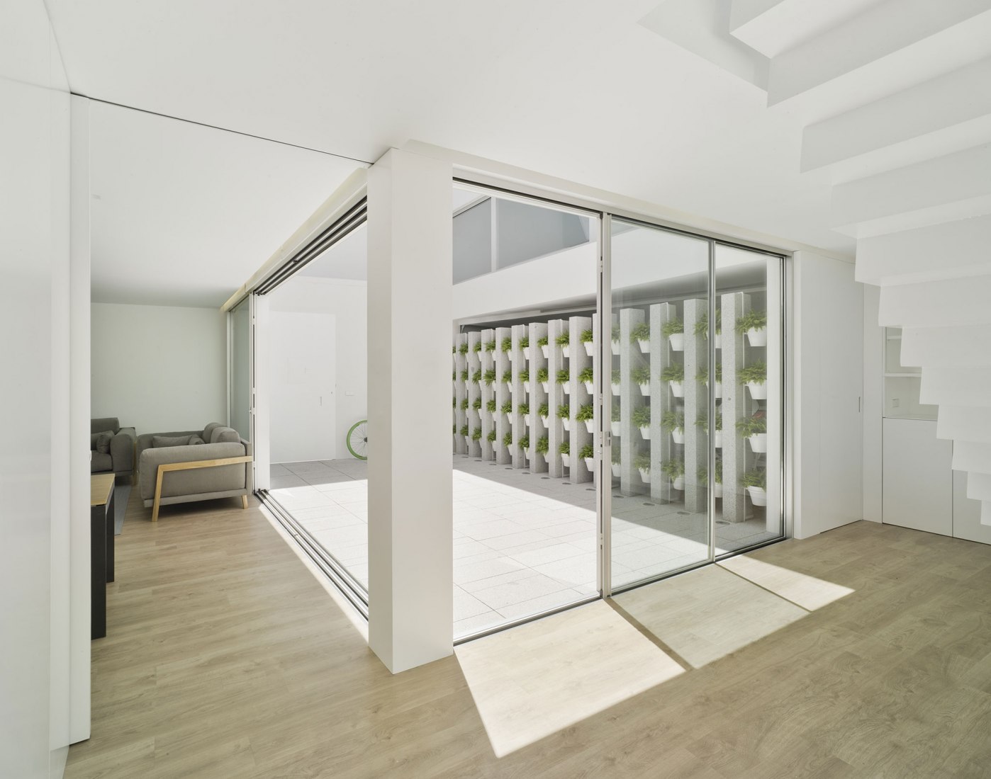 Courtyard view. Lopera House by David Ruiz Molina. Photograph © David Frutos