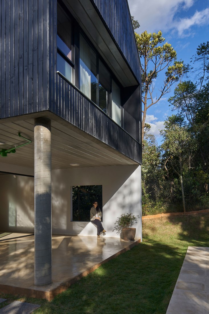 Casa Maenduaba por  BIRI + Brener Lacerda. Fotografia por Jomar Bragança.