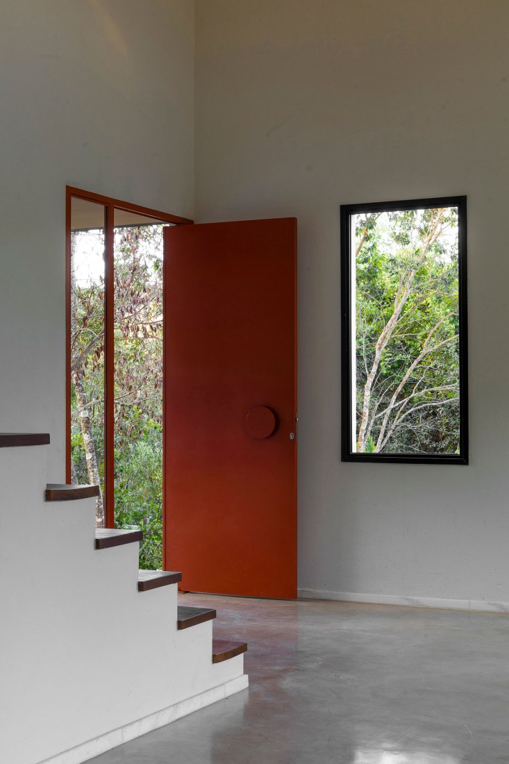Casa Maenduaba por  BIRI + Brener Lacerda. Fotografia por Jomar Bragança.