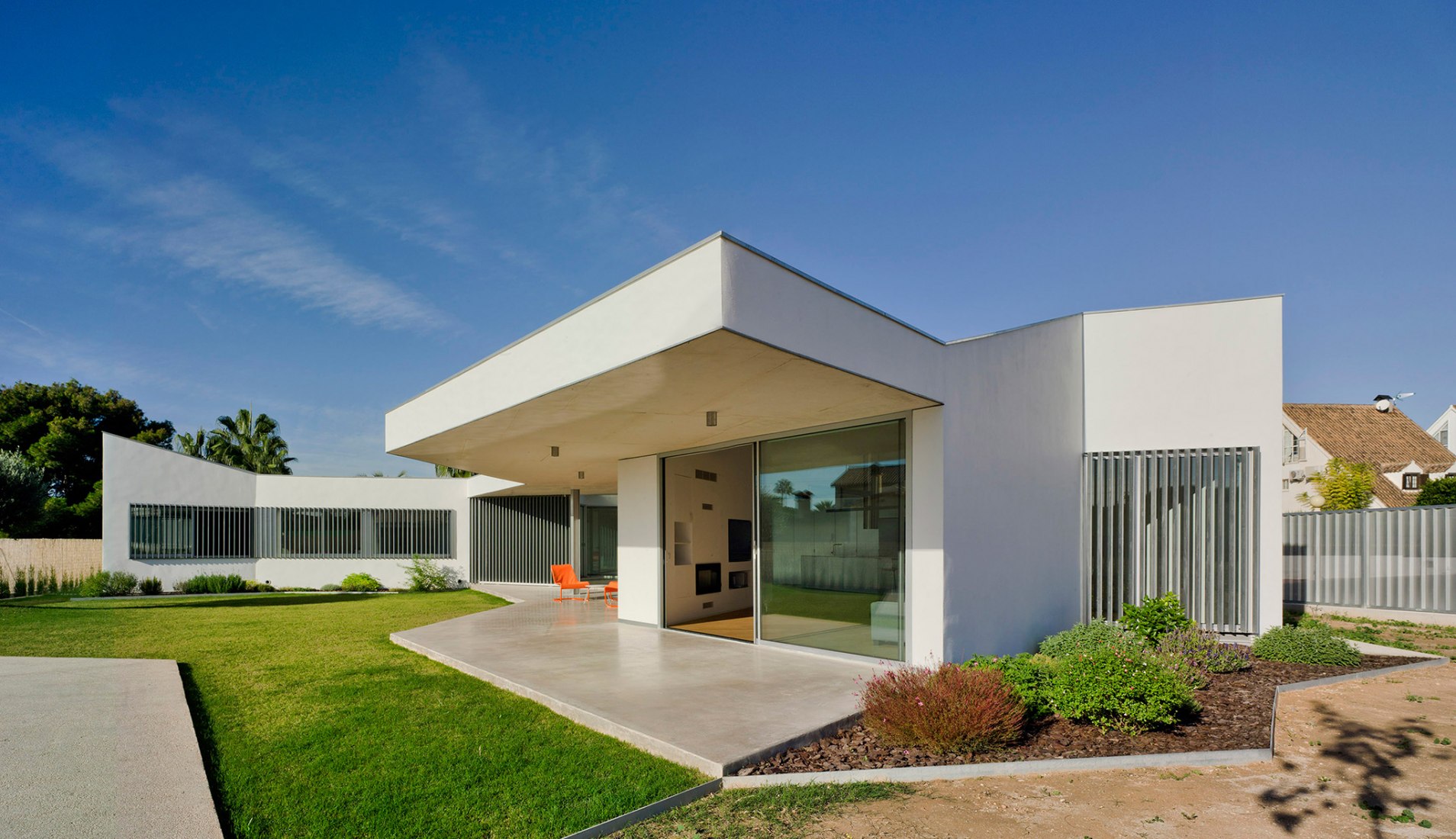 Matola House by Jaime Sepulcre. Photograph © David Frutos