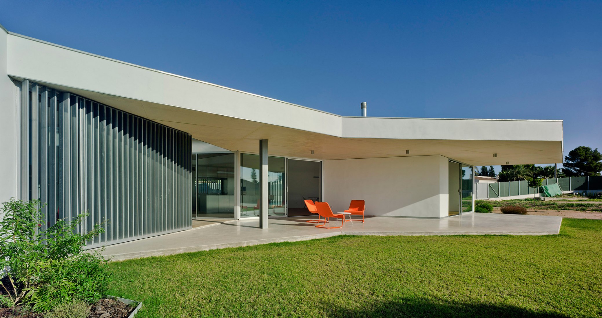 Matola House by Jaime Sepulcre. Photograph © David Frutos