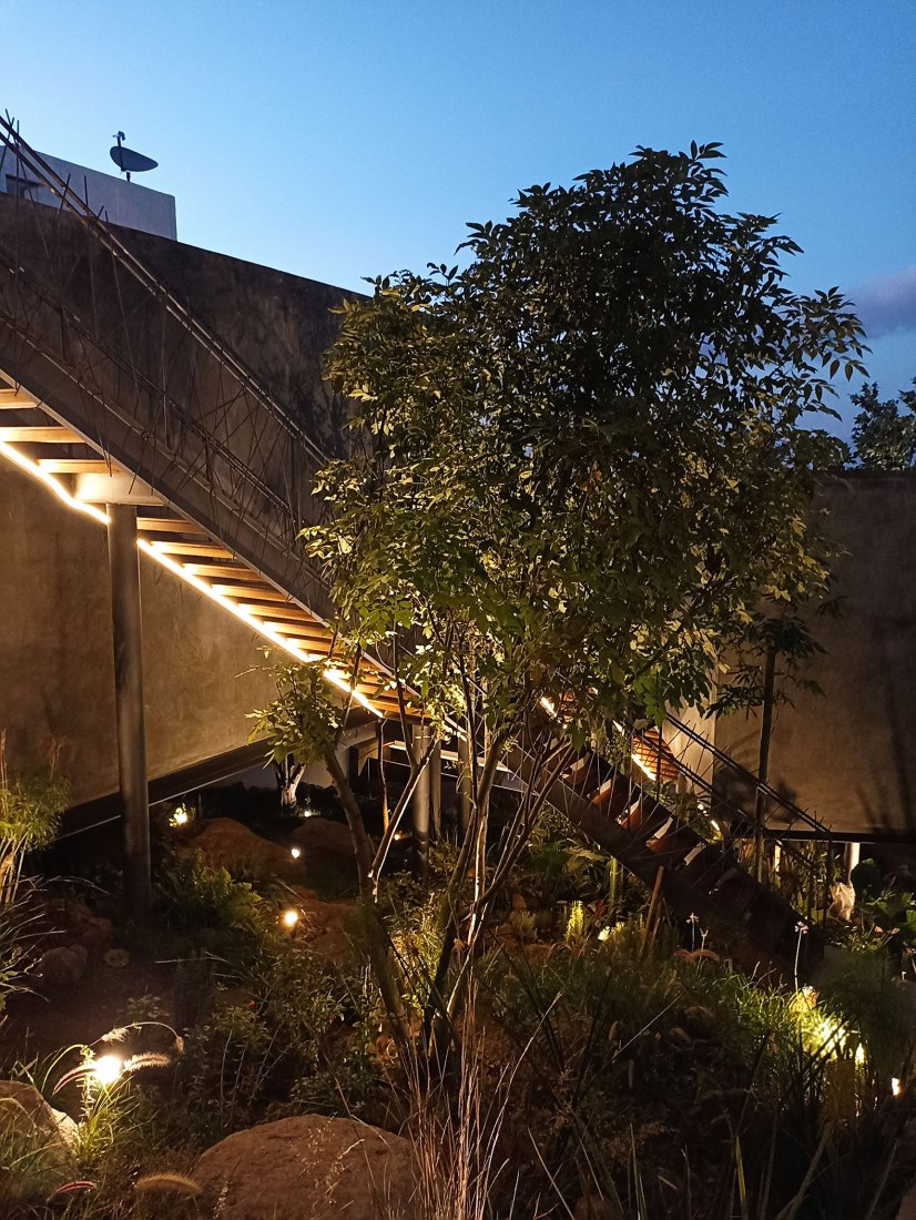 Casa Pedregal by Studio Patricia Meneses. Photograph by Rodrigo Calzada / Albers studio.