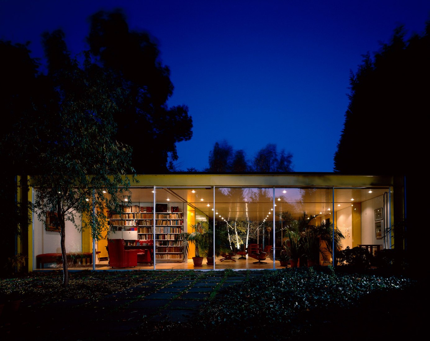Want to live and work, in Richard Rogers' Wimbledon House? The