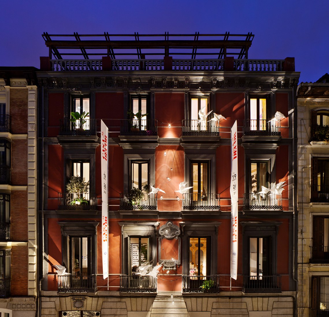 Façade of Casa Palacio Atocha 34 by Manuel Espejo and Ruben Olmos. Image courtesy of Casa Decor 2016.