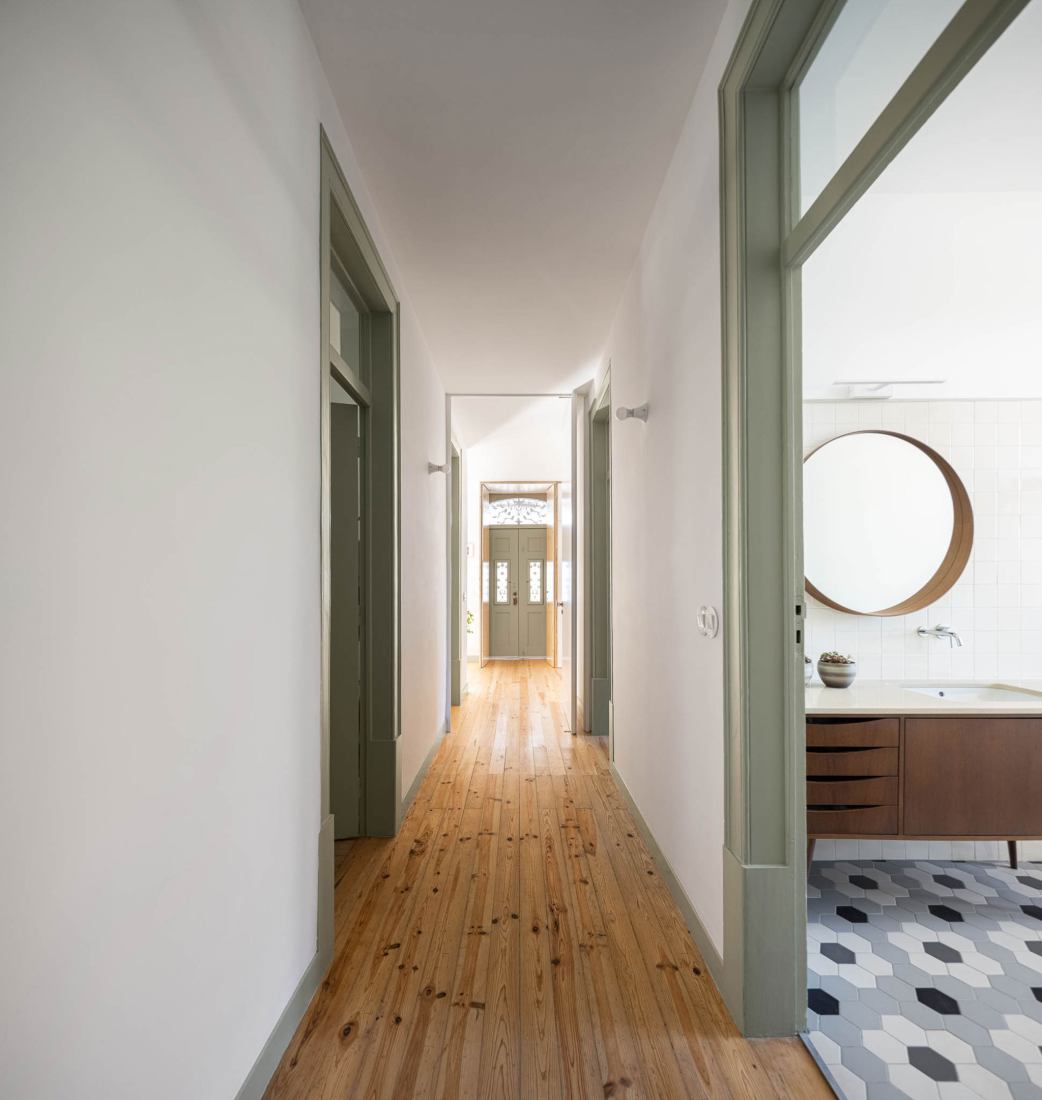 House in Bencanta by Filipe Pina. Photography by Ivo Tavares Studio.