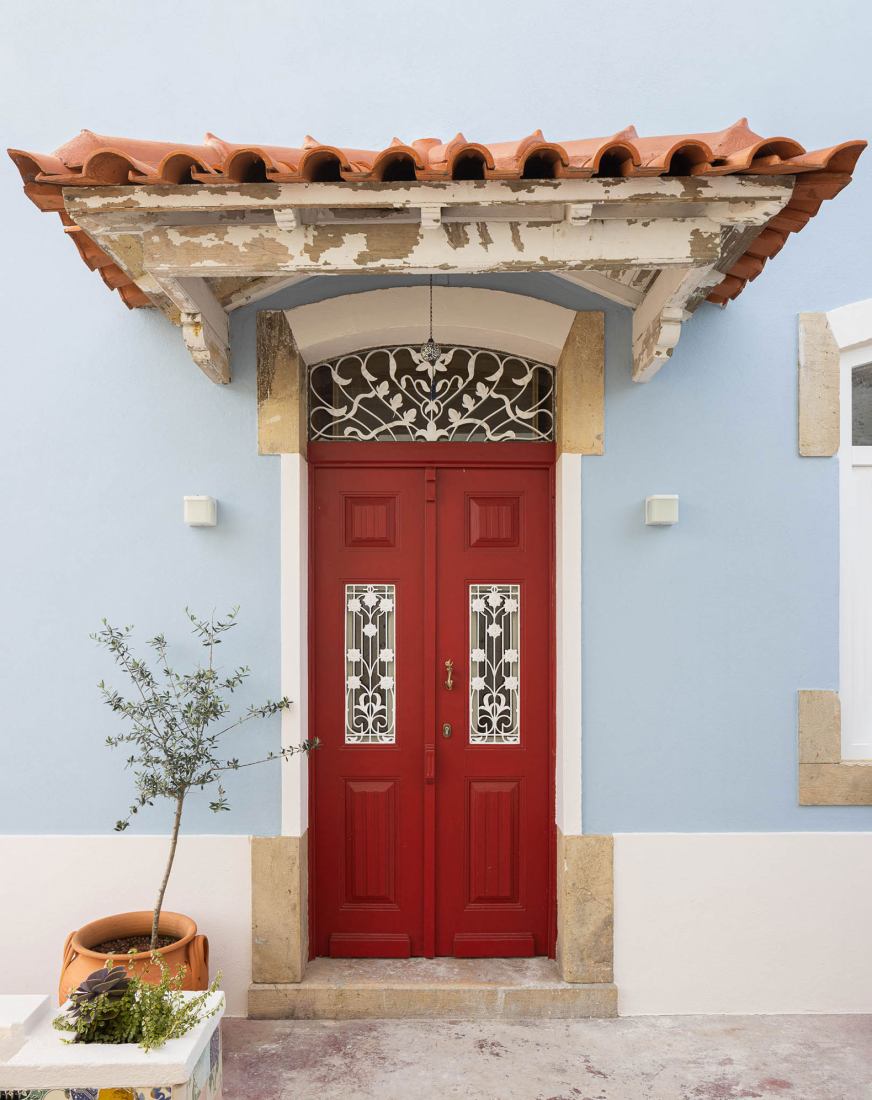 House in Bencanta by Filipe Pina. Photography by Ivo Tavares Studio.