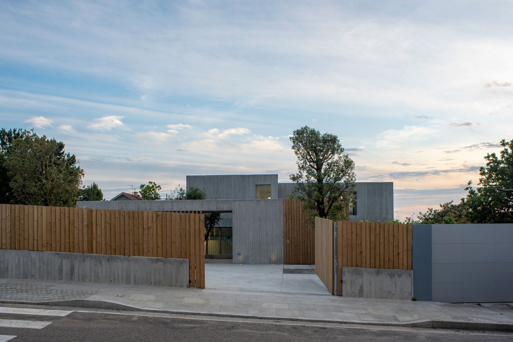 Casamérica by Castroferro Arquitectos. Photograph by Héctor Santos-Díez.