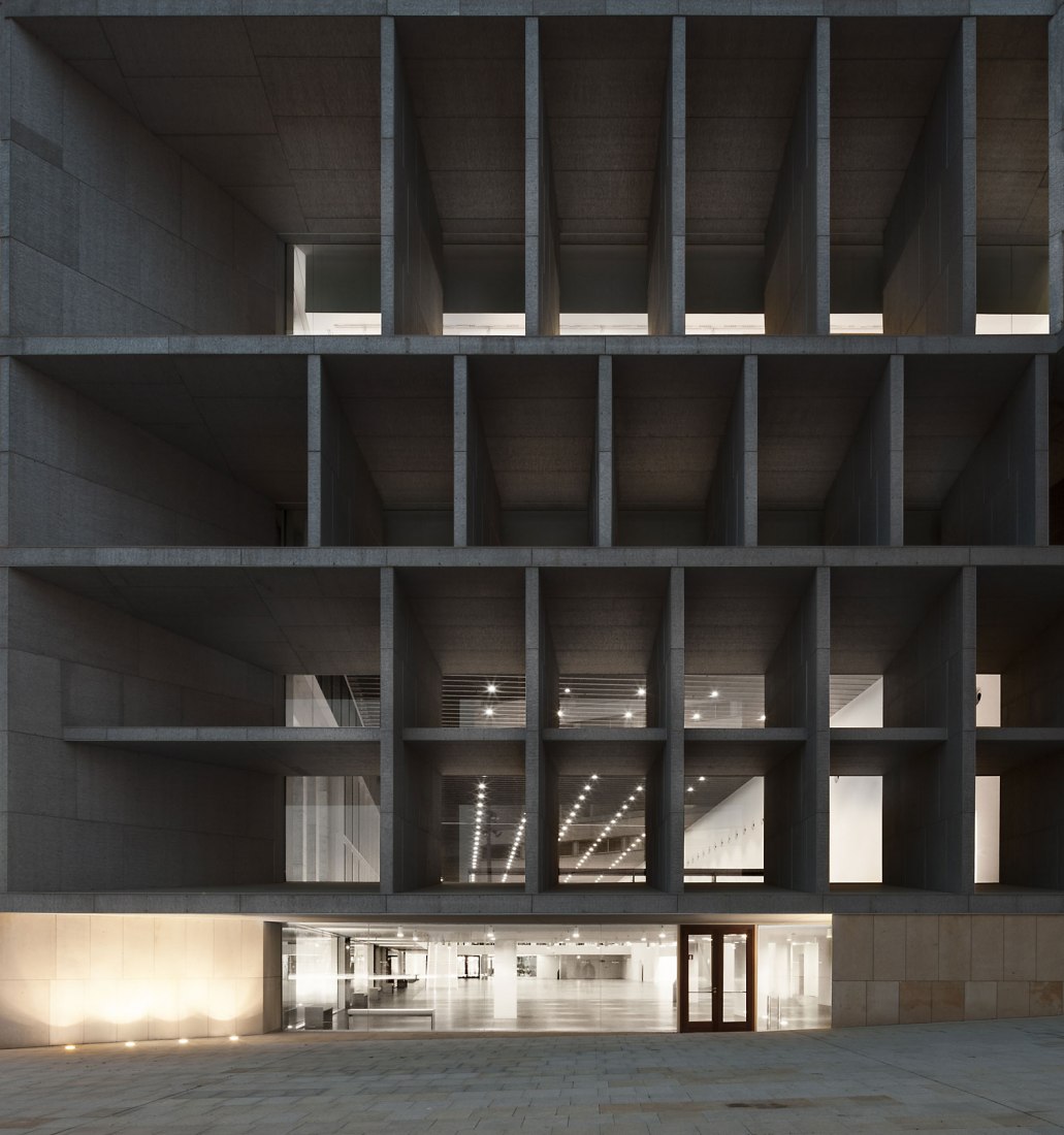 Congress Center and Hotel by Francisco Mangado. Photograph by Juan Rodríguez.