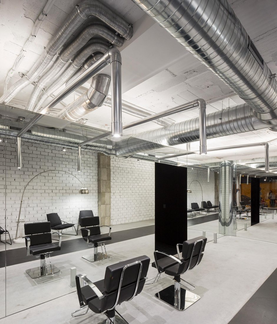 Reforma para un centro de estética por Serrano + Baquero Arquitectos. Fotografía por Fernando Alda
