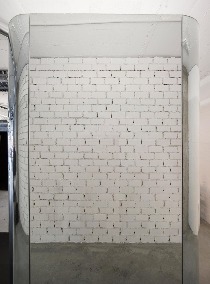 Reforma para un centro de estética por Serrano + Baquero Arquitectos. Fotografía por Fernando Alda