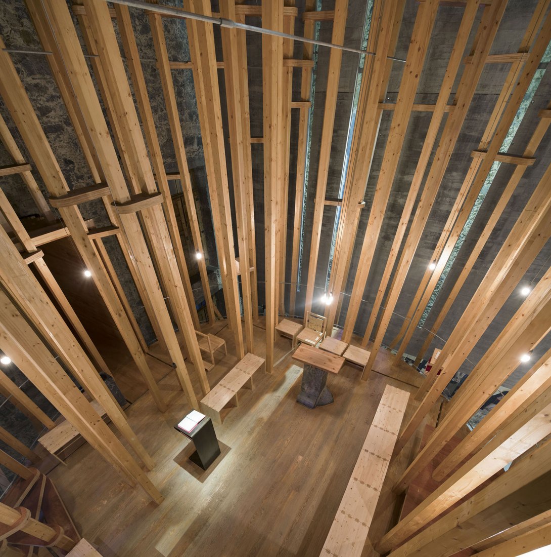 Capilla Llena de Gracia por Cerejeira Fontes Architects. Fotografía por Nelson Garrido