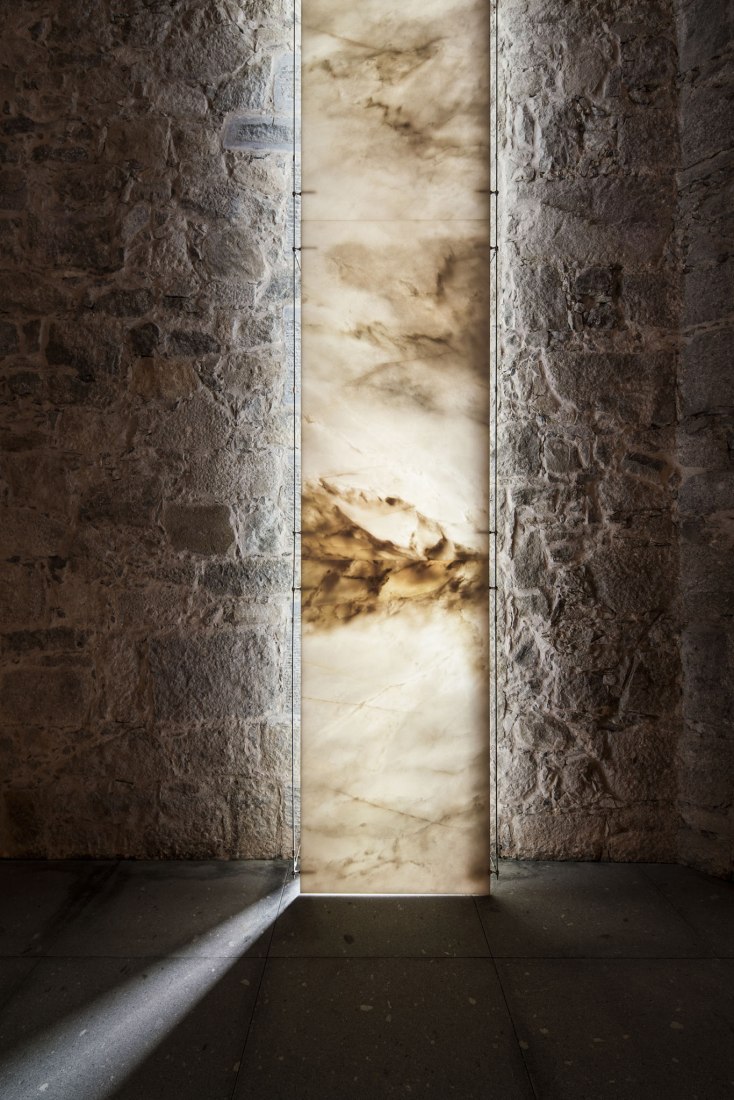 Capilla Llena de Gracia por Cerejeira Fontes Architects. Fotografía por Nelson Garrido