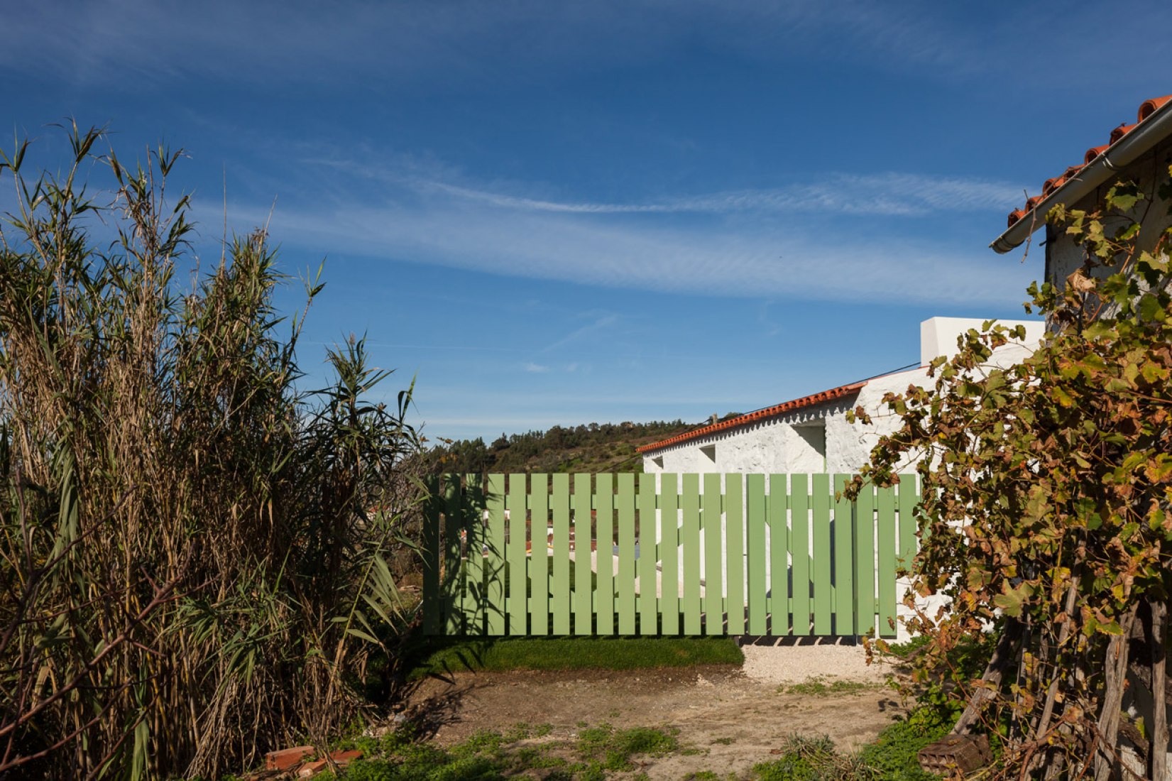 Vista de la Casa Chanca diseñada por Manuel Cachão Tojal. Fotografía © Francisco Nogueira.