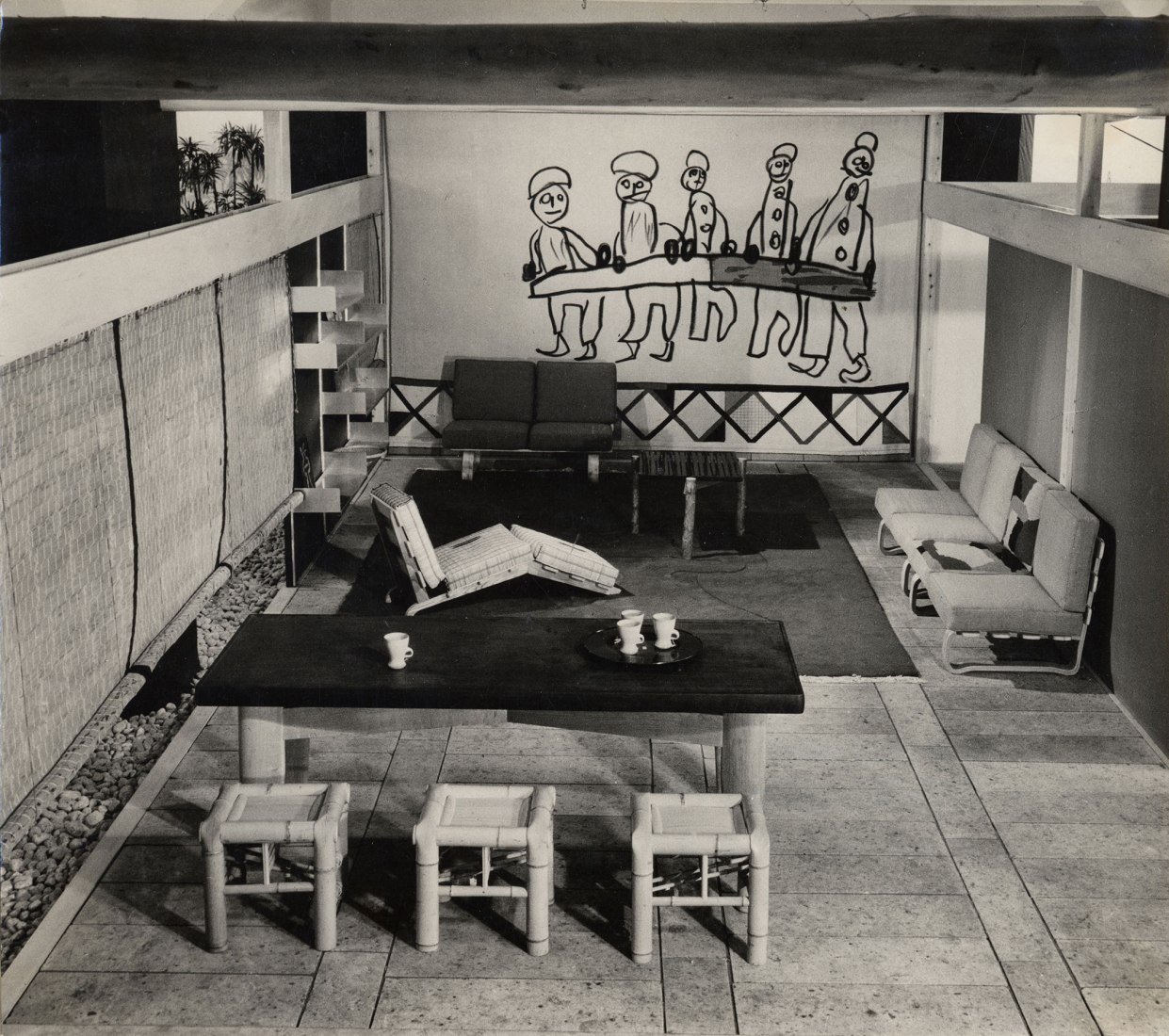 Charlotte Perriand presentación Tokio, 28 de marzo 6 de abril de 1941. Fotografía de Francis Haar. AChP
