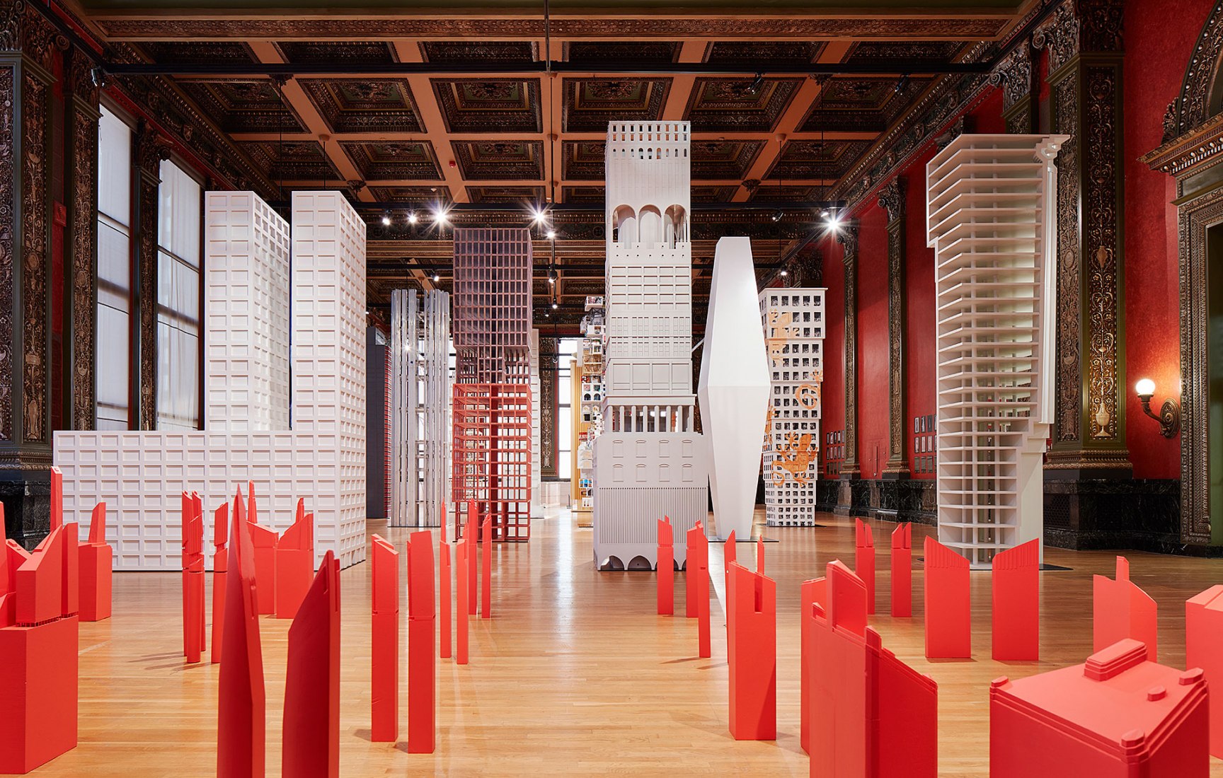 Vertical City exposición en Chicago Architecture Biennial 2017. Fotografía por Steven Hall