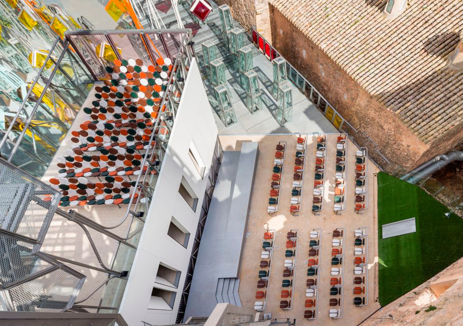 Inside view of the refurbishment of Castillo Garcimuñoz by Izaskun Chinchilla. Photograph © Miguel de Guzmán y Rocío Romero. Image courtesy of Imagen Subliminal.