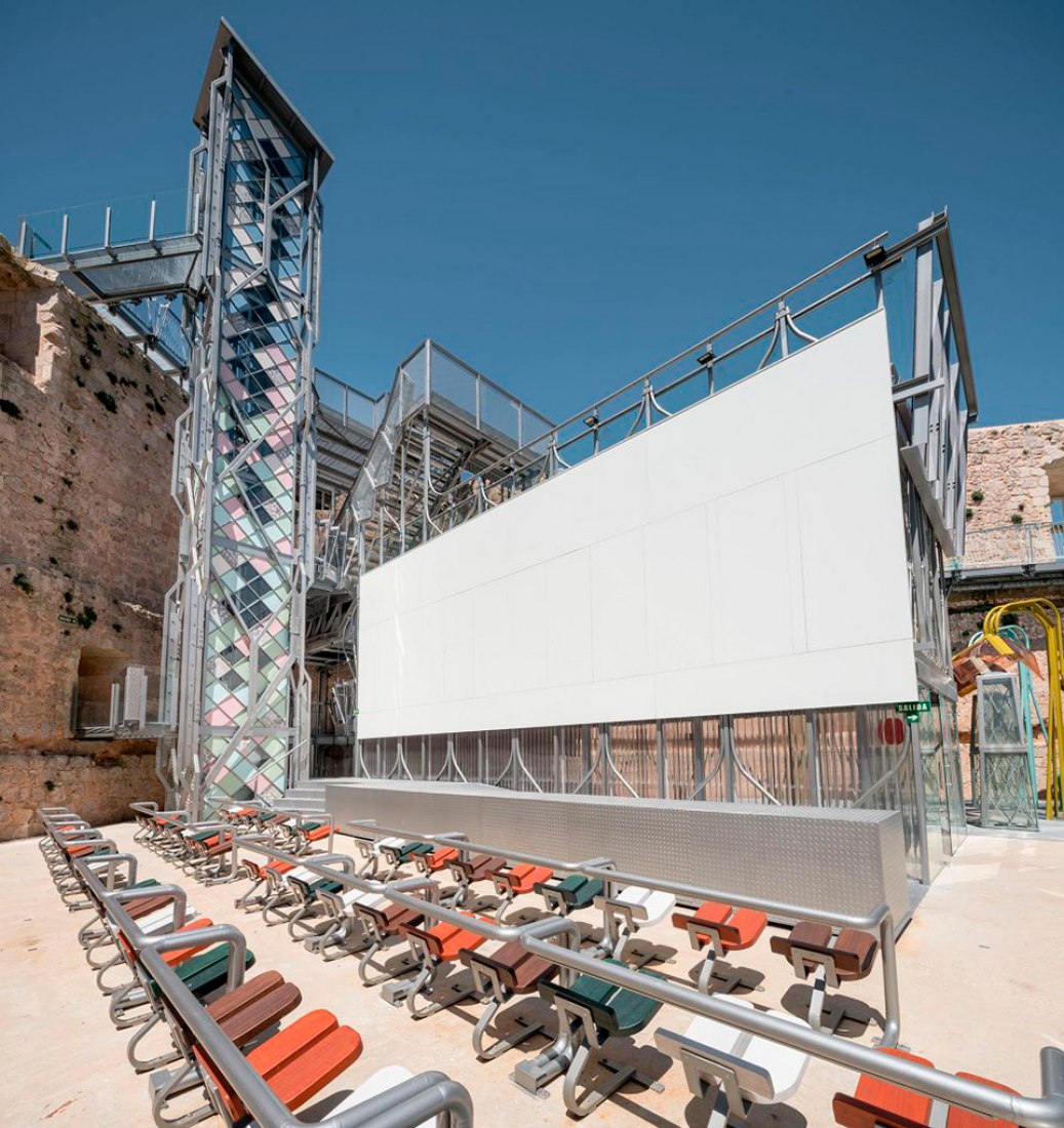 Inside view of the refurbishment of Castillo Garcimuñoz by Izaskun Chinchilla. Photograph © Miguel de Guzmán y Rocío Romero. Image courtesy of Imagen Subliminal.