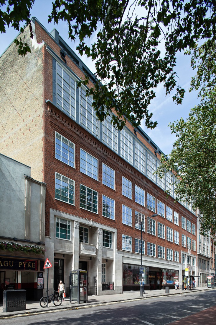 BREEAM Comercial, remodelación y equipamiento.- 107-109 Charing Cross Road, Londres. Cortesía de Tom Harvey, BREEAM Awards.