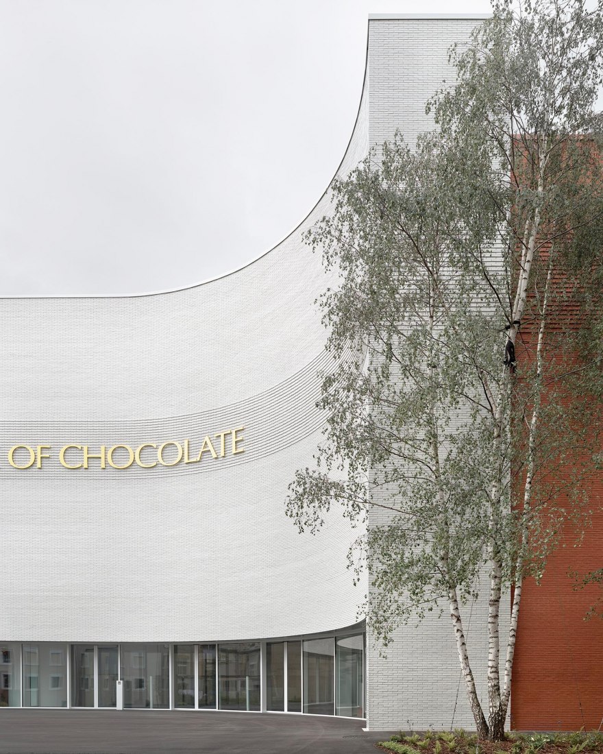 La Casa del Chocolate Lindt por Christ & Gantenbein. Fotografía por Walter Mair