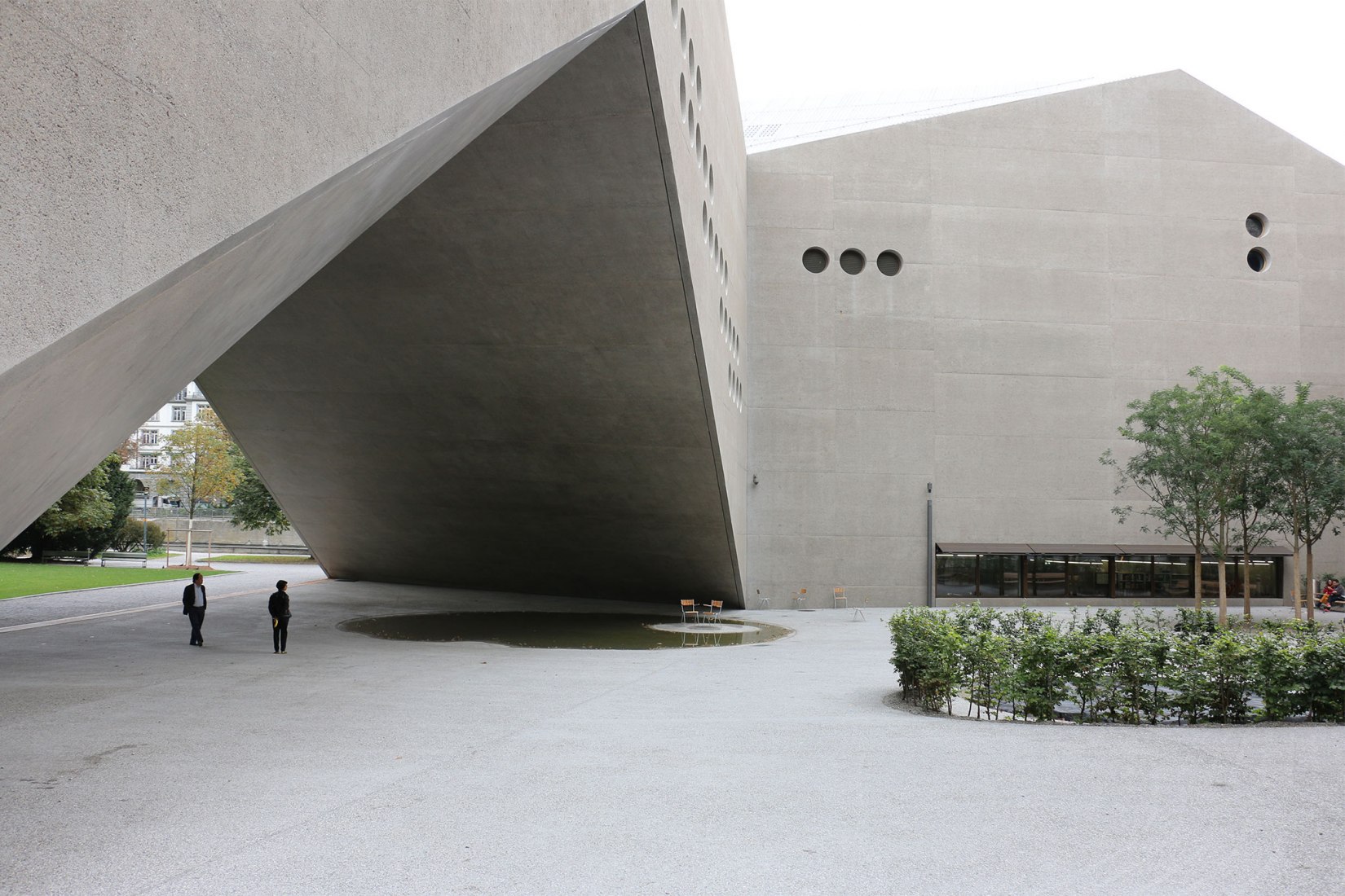Vista exterior. Museo Nacional Suizo de Christ & Gantenbein. Fotografía © José Juan Barba