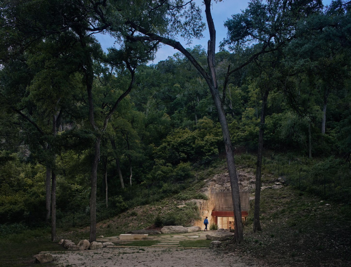 Cueva del vino de Hill Country por Clayton Korte. Fotografía por Casey Dunn