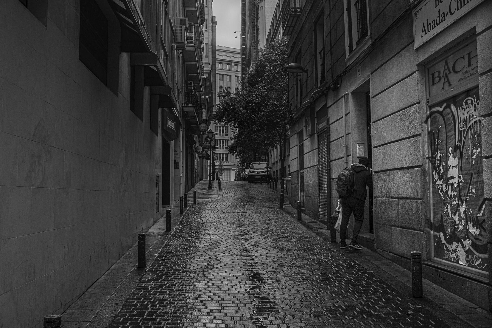 Clemente Bernad. Before the Threshold series, Madrid, 2020. Courtesy of the Reina Sofía30 photographs taken in Madrid