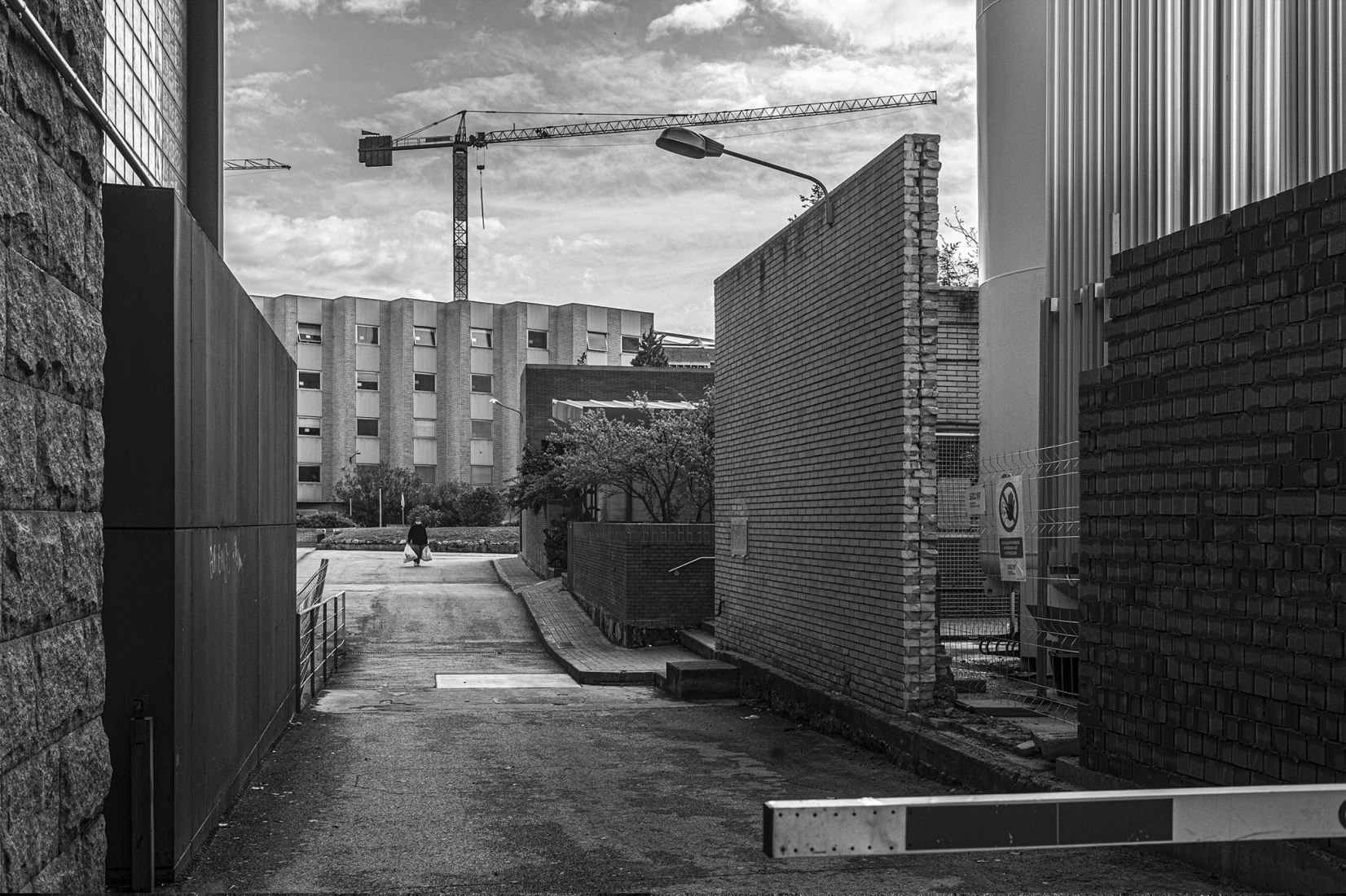 Clemente Bernad. Before the Threshold series, Madrid, 2020. Courtesy of the Reina Sofía30 photographs taken in Madrid
