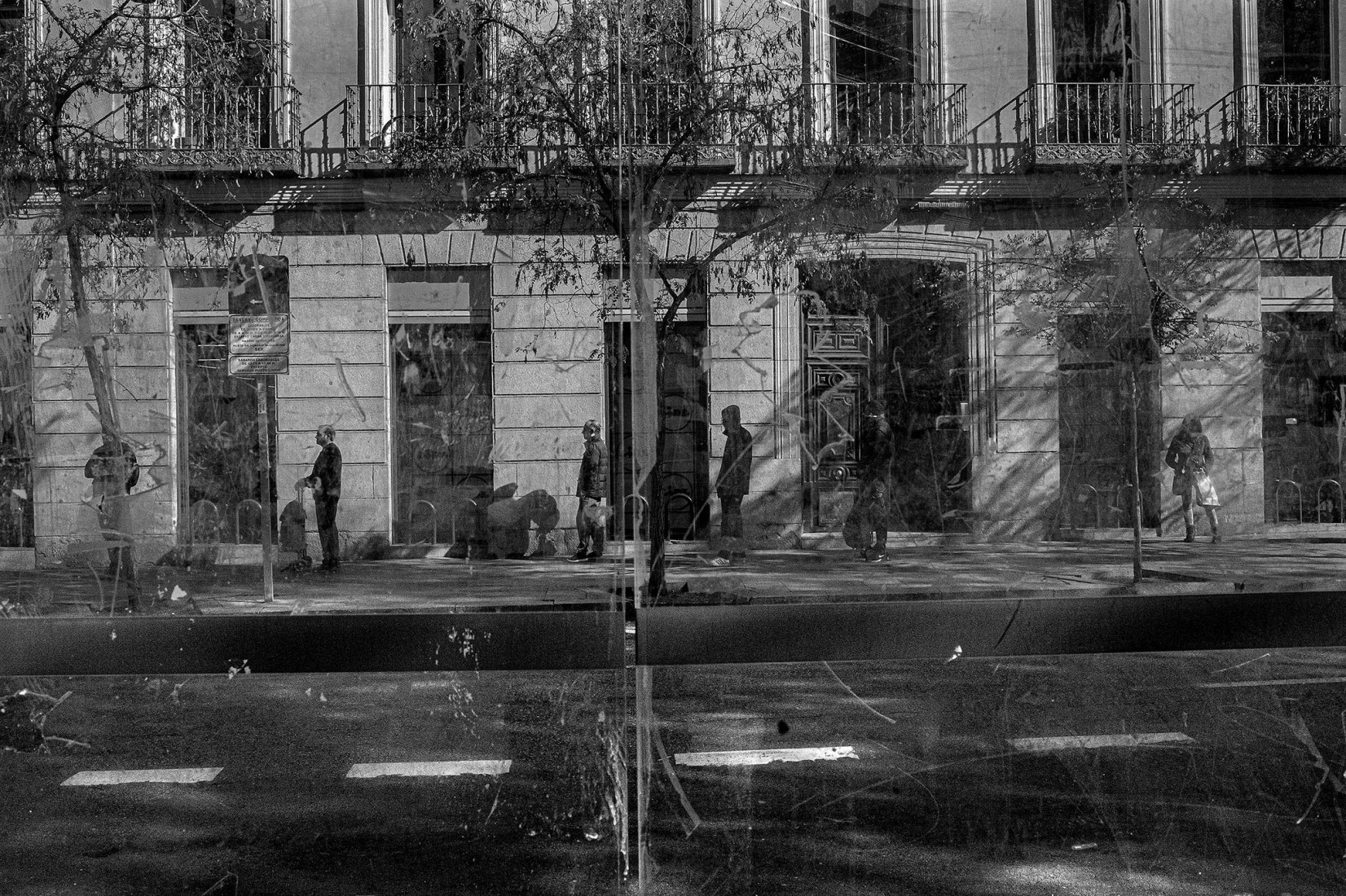 Clemente Bernad. Before the Threshold series, Madrid, 2020. Courtesy of the Reina Sofía30 photographs taken in Madrid