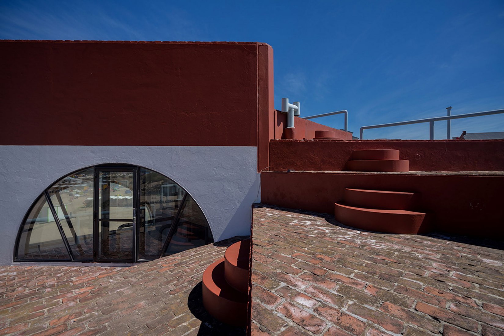 La obra de Clorindo Testa o cómo es la dialéctica entre arte y arquitectura (II) Sobre