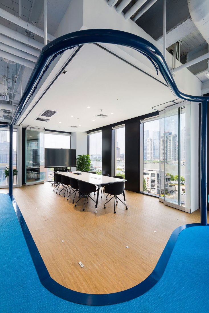 Oficinas de Club Med Office en Shanghai por 100architects. Fotografía © Amey Kandalgaonkar Photography