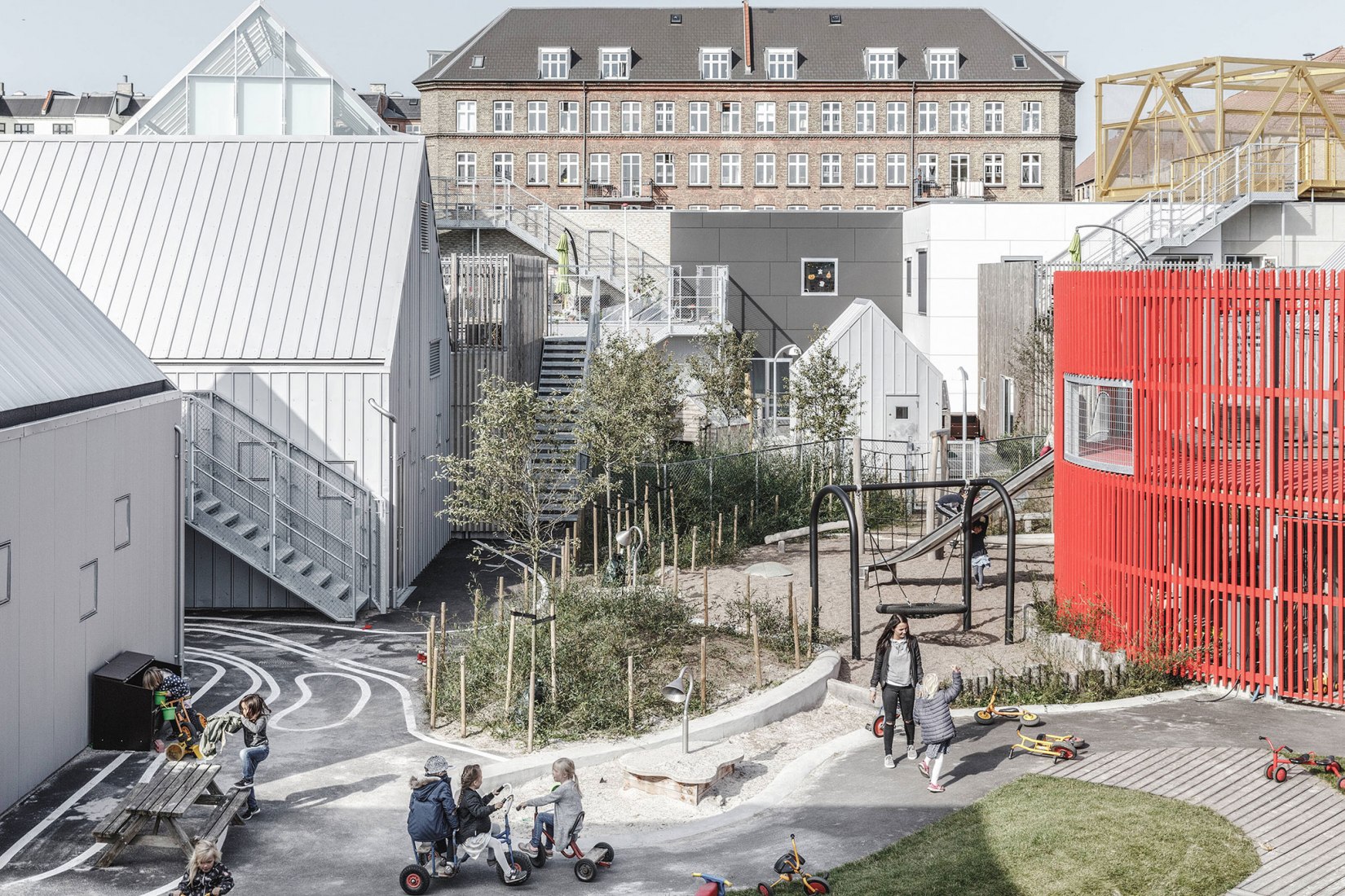 Ciudad de los niños de Christianshavn por COBE y NORD Architects Copenhagen. Fotografía por Rasmus Hjortshøj - COAST