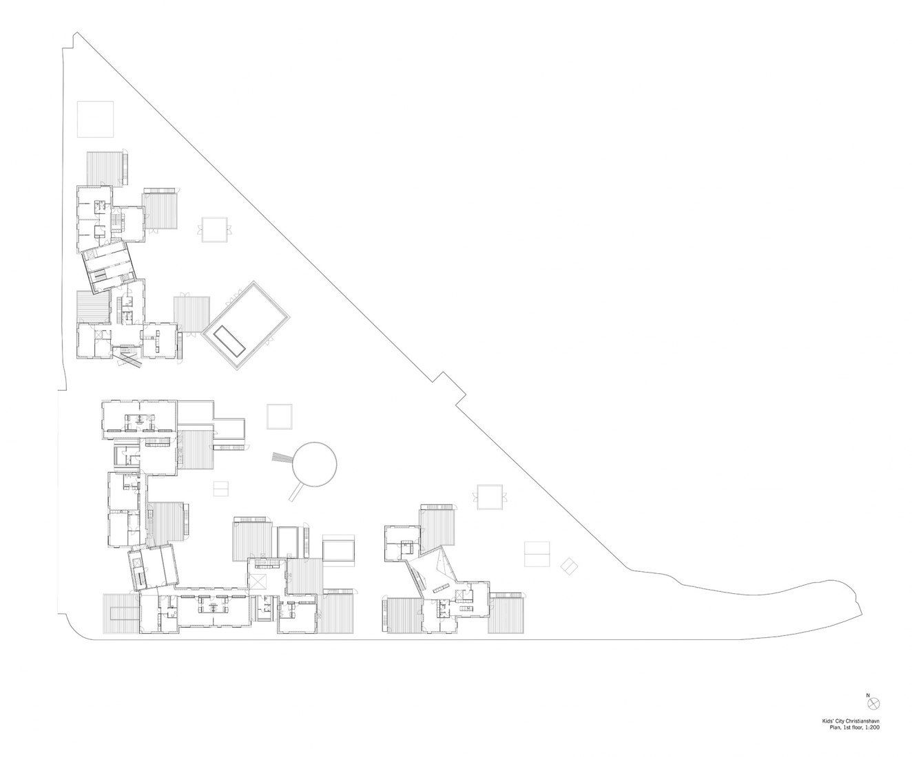 Plano de planta primera. Ciudad de los niños de Christianshavn por COBE y NORD Architects Copenhagen.