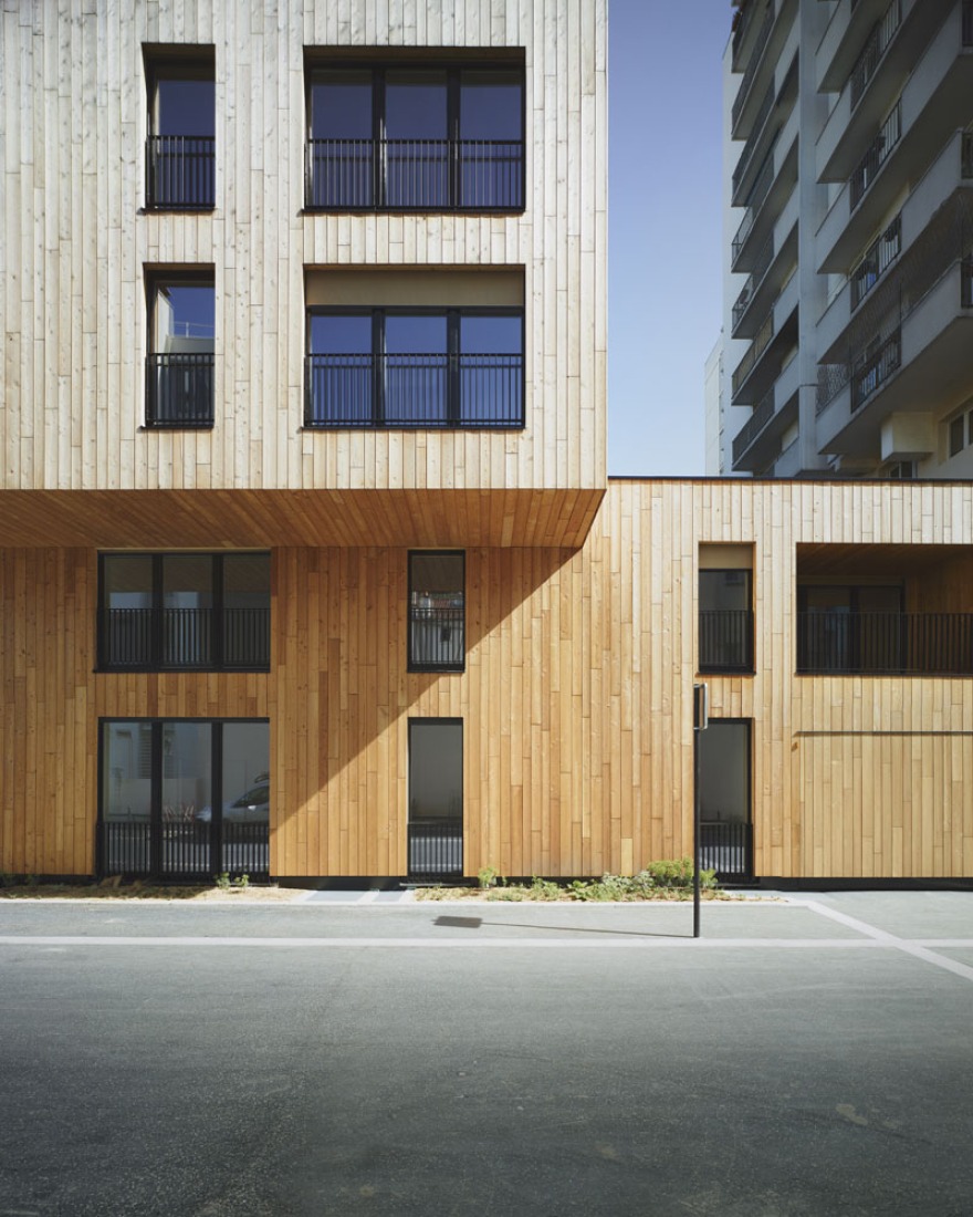 Outside view. Project Rue de Lourmel by TVK. Photograph © Julien Lanoo.