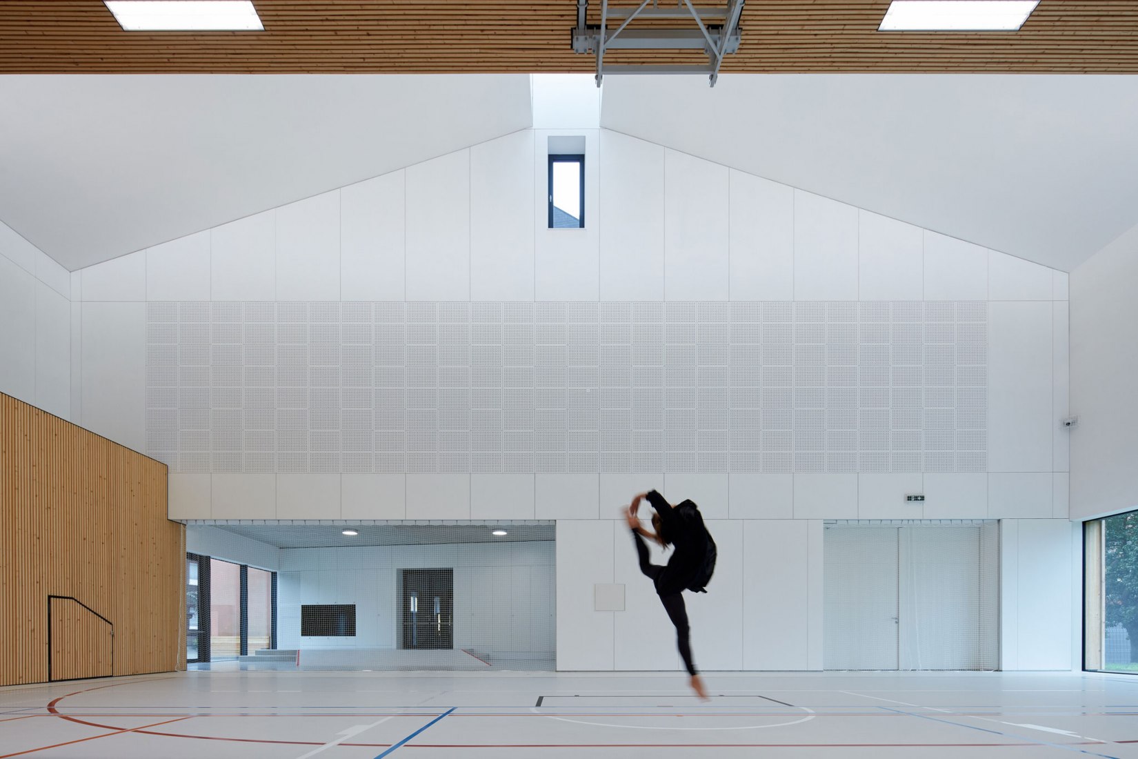 Nový Hrozenkov Primary School Sports Hall by Consequence forma architects. Photograph by BoysPlayNice.