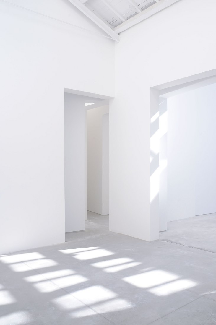 "Corrección" Spanish Pavilion by Ignasi Aballí. Photograph by Claudio Franzini