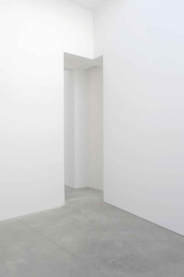 "Corrección" Spanish Pavilion by Ignasi Aballí. Photograph by Claudio Franzini