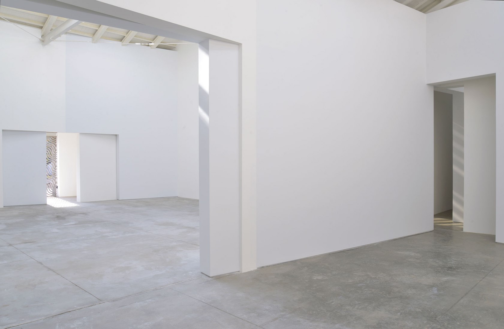 "Corrección" Spanish Pavilion by Ignasi Aballí. Photograph by Claudio Franzini