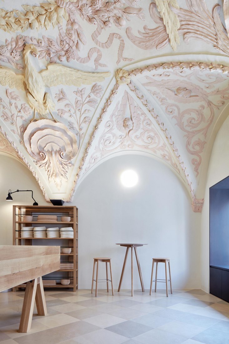 Nádvorie (Courtyard) by Vallo Sadovsky Architects. Photography by Jakub Skokan, Martin Tůma / BoysPlayNice
