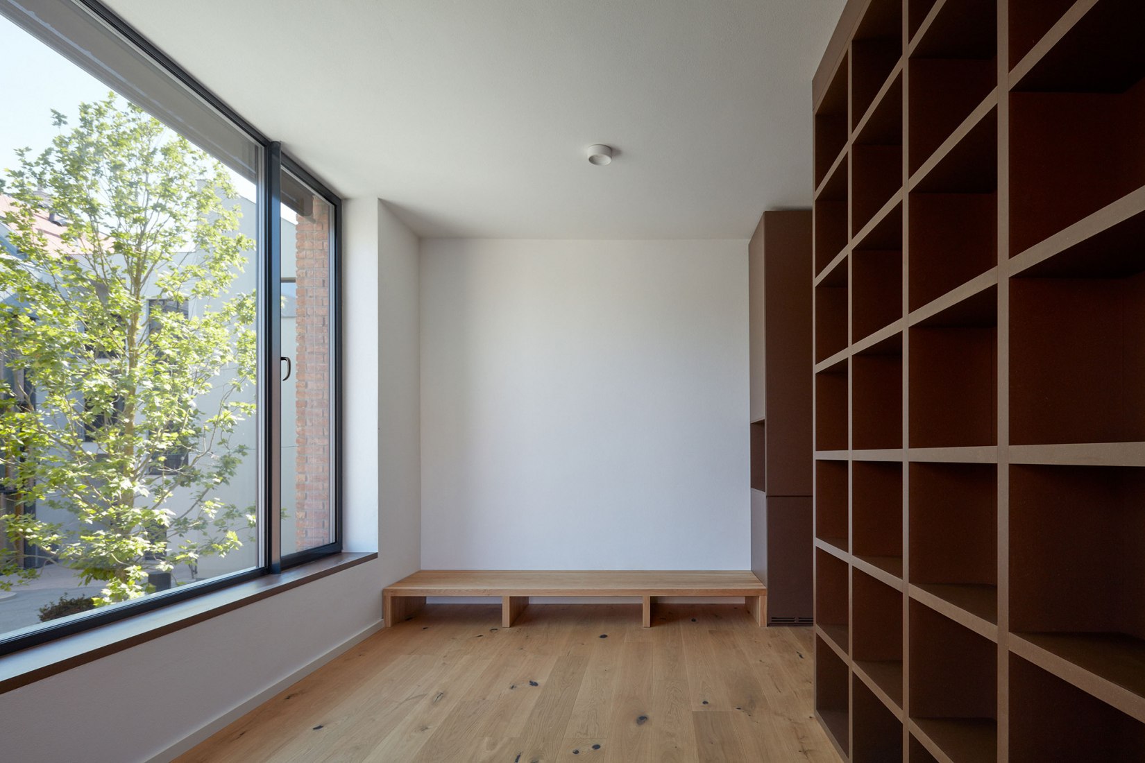 Nádvorie (Courtyard) by Vallo Sadovsky Architects. Photography by Jakub Skokan, Martin Tůma / BoysPlayNice
