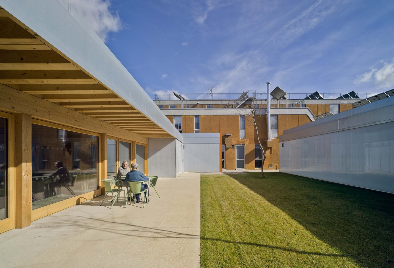 Residencias De Ancianos Por Menos De 1000 Euros Barcelona Primer edificio geriátrico-hospitalario certificado Passivhaus de