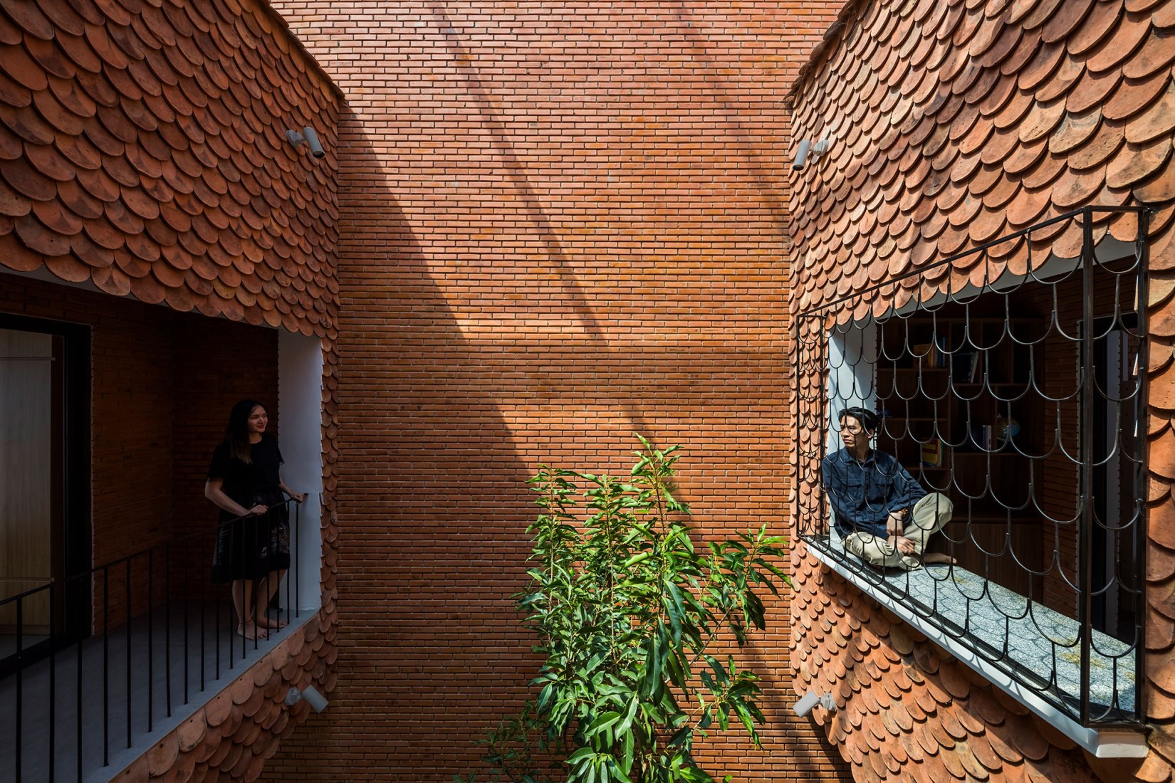 2HIEN house by CTA, Creative Architects. Photograph by Hiroyuki Oki