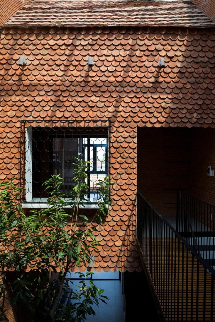 2HIEN house by CTA, Creative Architects. Photograph by Hiroyuki Oki