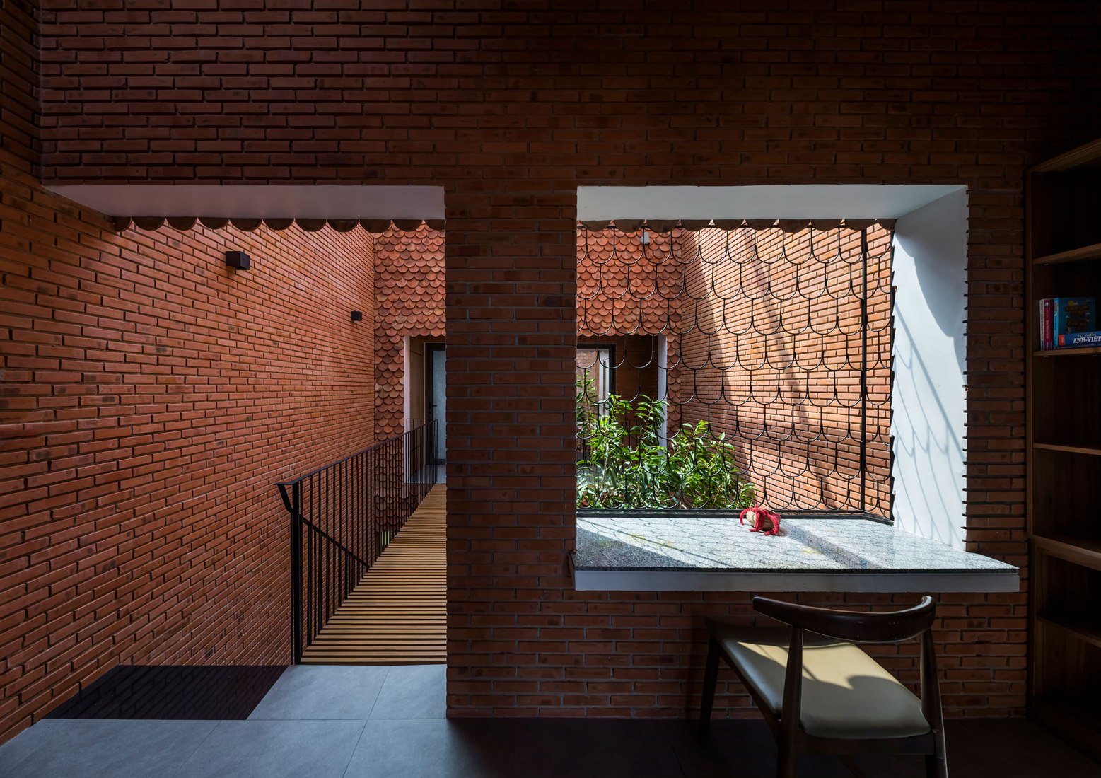 2HIEN house by CTA, Creative Architects. Photograph by Hiroyuki Oki